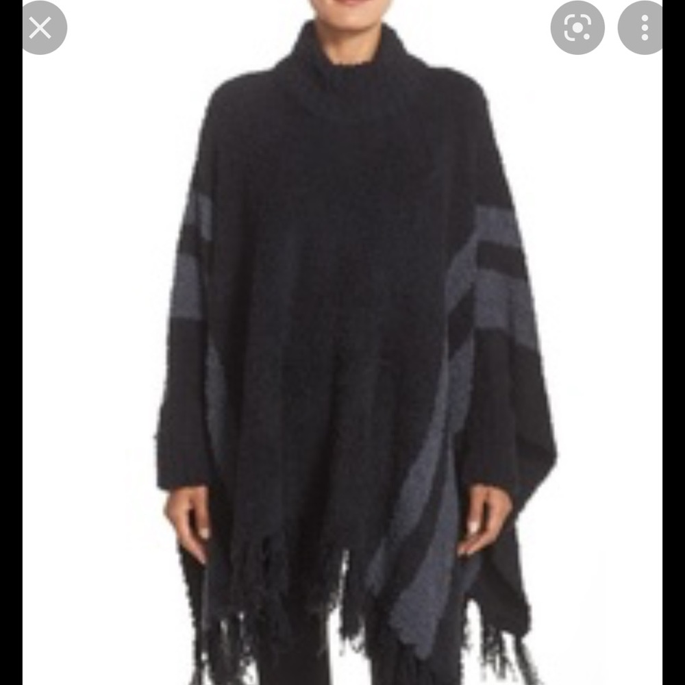 Barefoot Dreams “Beach Lounge” Black Poncho